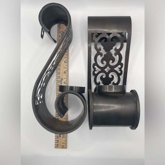 SET OF 2 VINTAGE WALL SCONCES BROWN METAL W/CANDLE HOLDERS - Picture 4 of 9